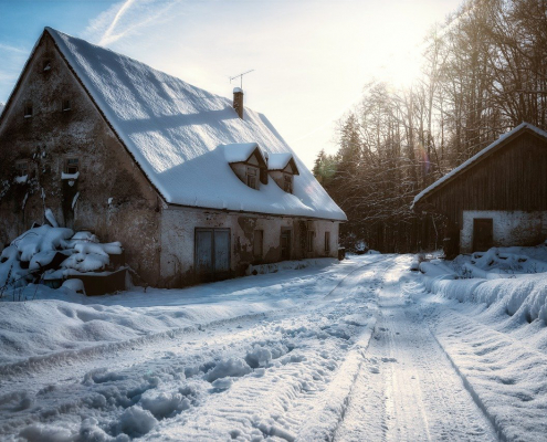 House Snow Winter Snow Landscape  - Tama66 / Pixabay