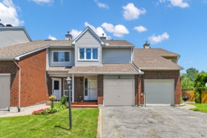 74 Pickwick Drive