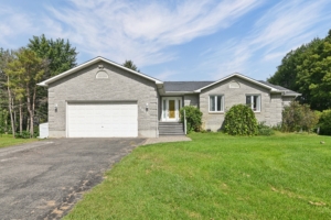 5663 Ferdinand Street, Osgoode